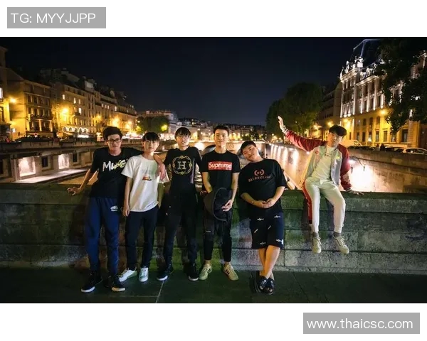 RNG战队的荣耀与挑战:DOTA2赛场上的奋斗与坚持之路 RNG战队的荣耀与挑战:DOTA2赛场上的奋斗与坚持之路