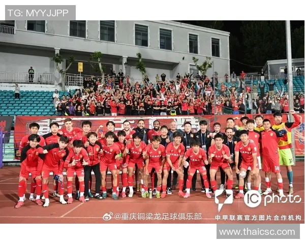 重庆足球队中路突破的优势与不足分析及未来发展方向探讨