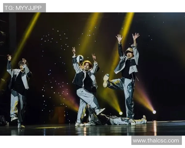 西安街舞队与广州街舞队赛后分析力量对决的精彩瞬间与战术探讨 西安街舞队与广州街舞队赛后分析力量对决的精彩瞬间与战术探讨