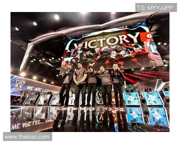 重庆街舞队在世界攀岩锦标赛中以56分领先其他队伍展现强劲实力 重庆街舞队在世界攀岩锦标赛中以56分领先其他队伍展现强劲实力