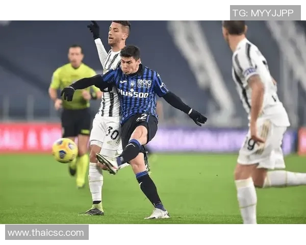 坎布尔与阿尔梅勒激战正酣比分悬念不断精彩瞬间回顾