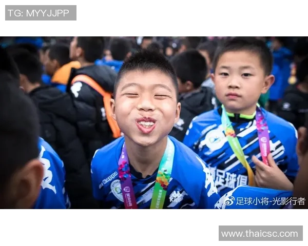 上港队足球明星卡全新上线让球迷更近距离感受足球魅力与激情 上港队足球明星卡全新上线让球迷更近距离感受足球魅力与激情